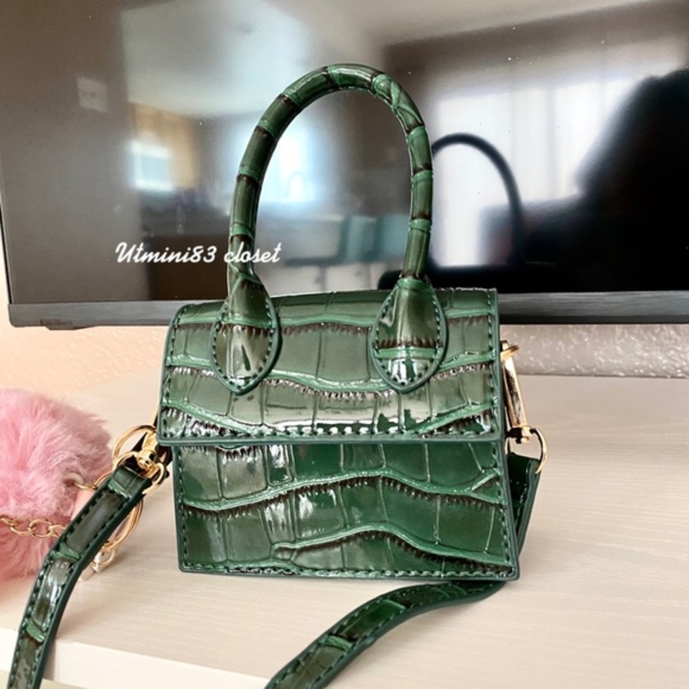 🆕✅Cute Purse Mini crossbody bag/top handle clutch bag/pu leather/satchel bag🆕